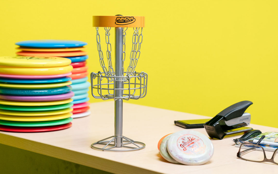 Mini Disc Golf Throw To Me